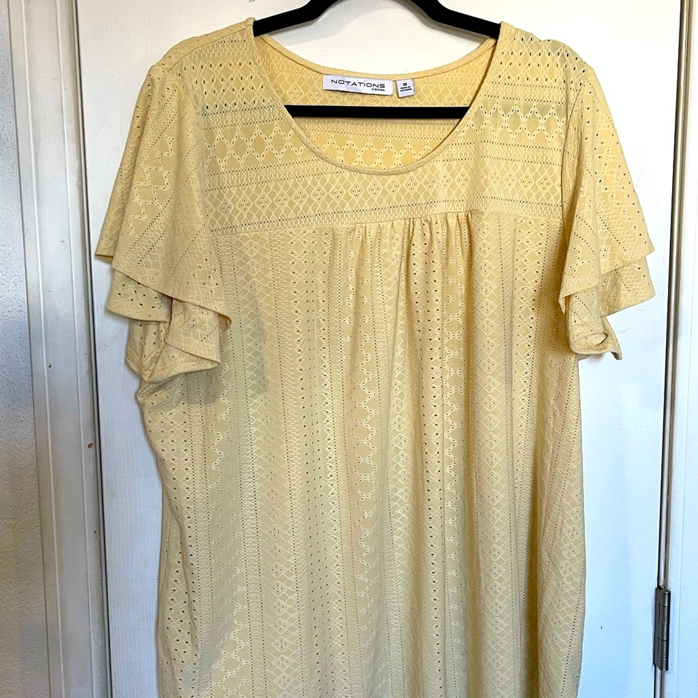 Notations woman Size 3X pastel yellow